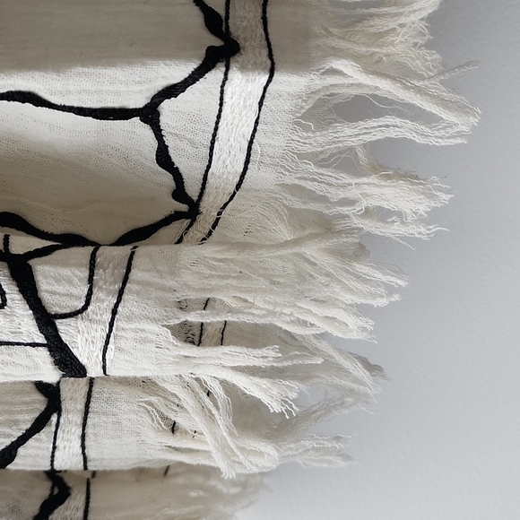 ZARA Vintage Embroidered Boho Midi Skirt - Picture 3 of 9